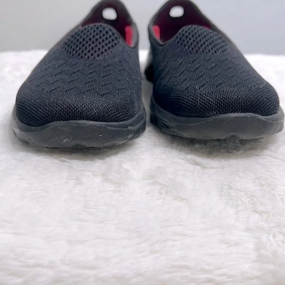 Sketchers Black Axis GoWalk 2 Mesh Slip-On Walking Shoe size 6 - Picture 8 of 12